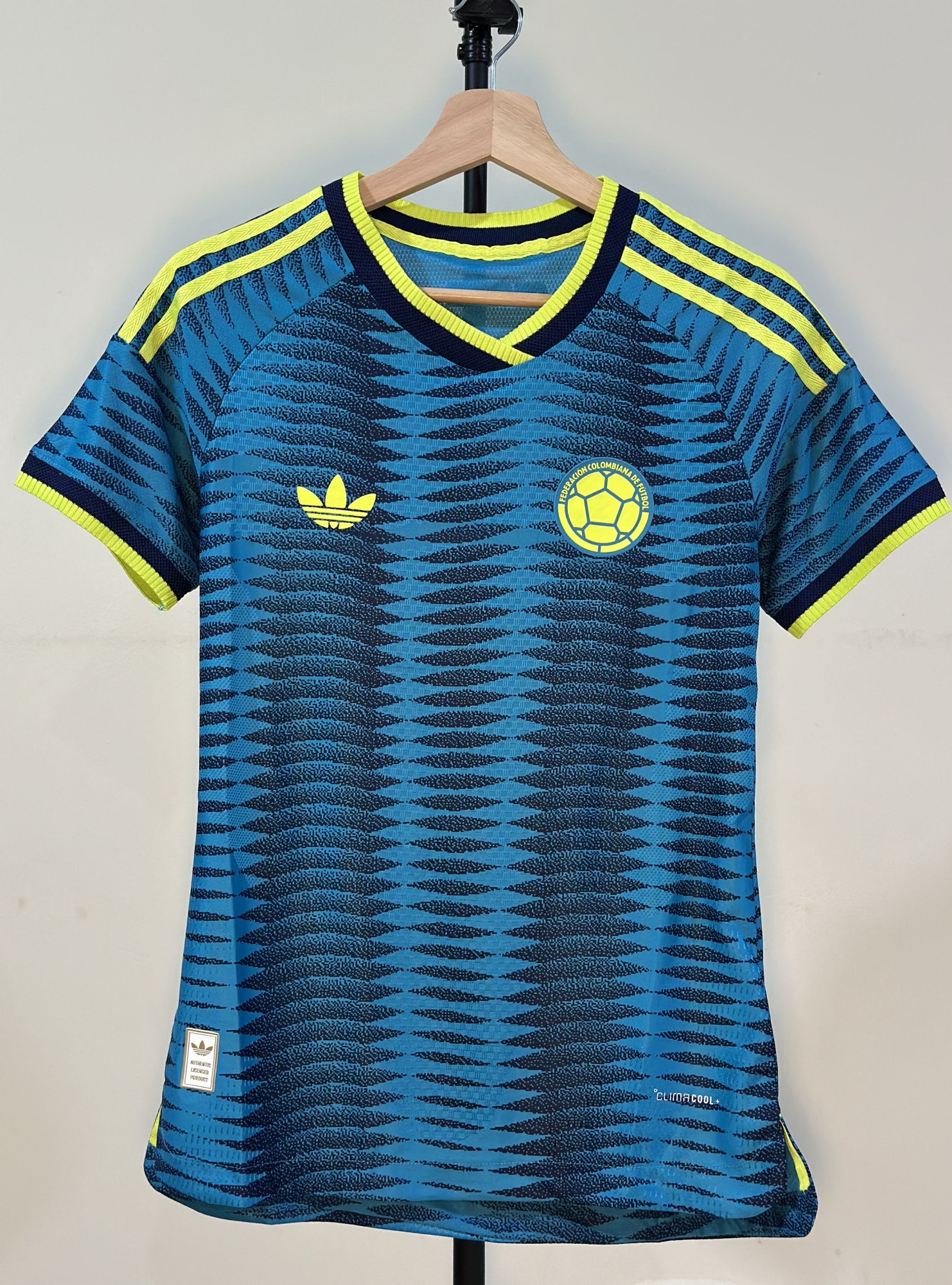 Colombia Visitante Mujer