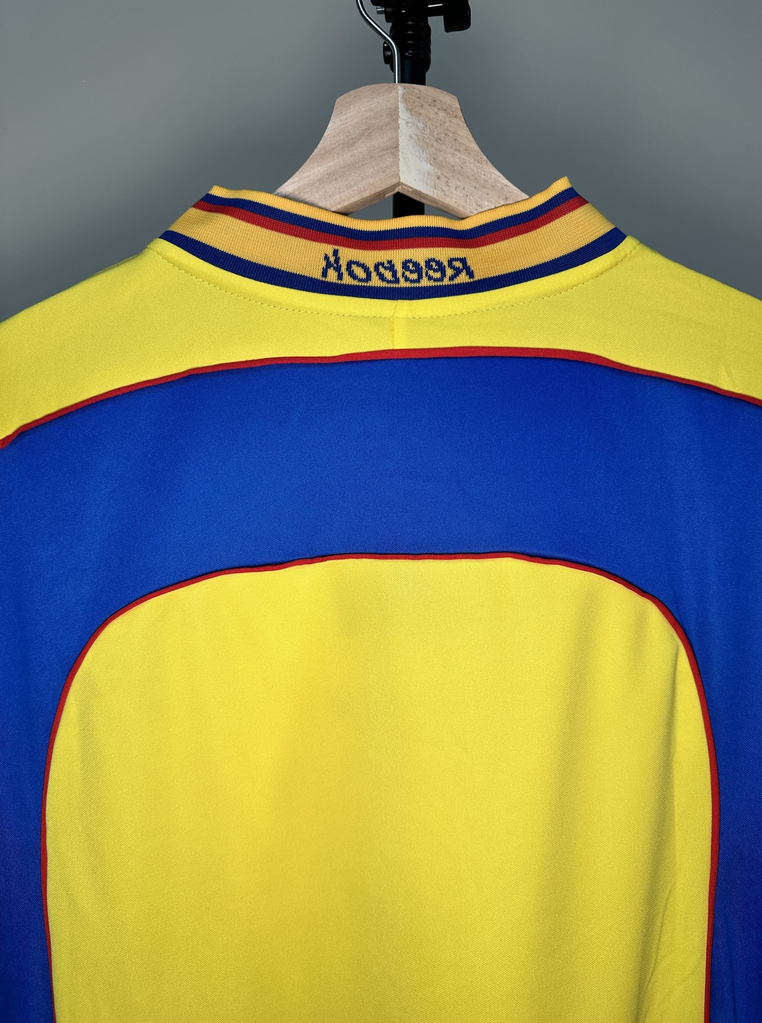 Colombia Retro 2001