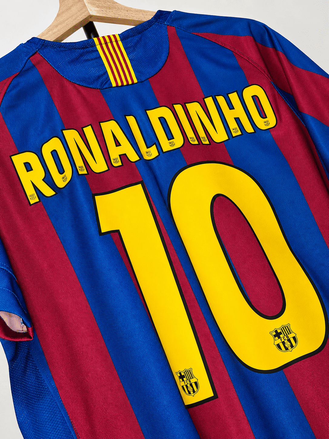Barcelona Retro 2005/06