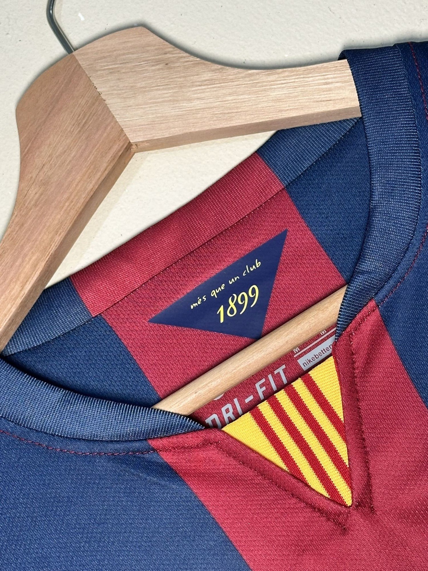 Barcelona Retro 2014/15