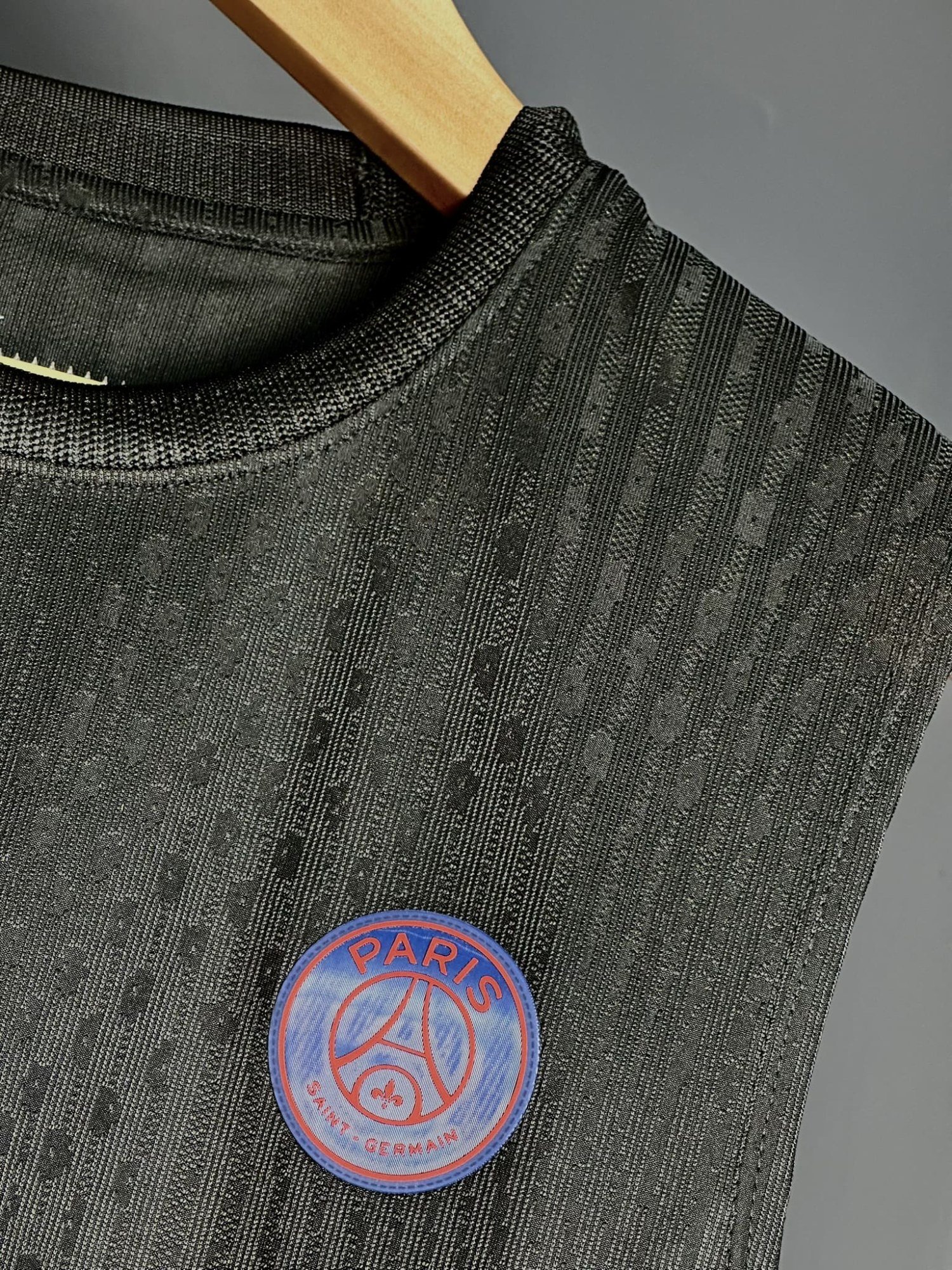 PSG entrenamiento musculosa
